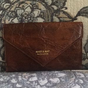 Matt & Nat Vegan Crinkle Leather Mini Wallet
